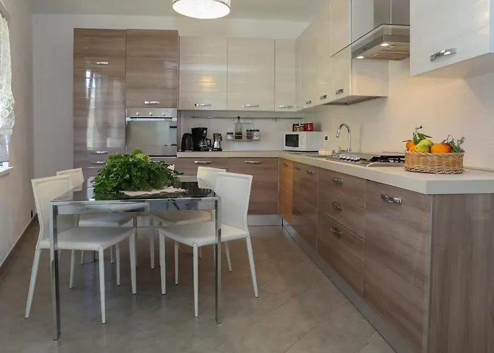 Casetta Ficara Nyaraló